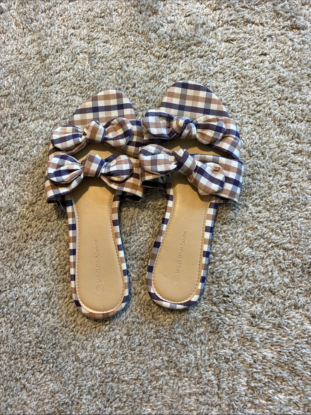 DIVA Lounge Navy and Tan Gingham Bow Slide Sandals